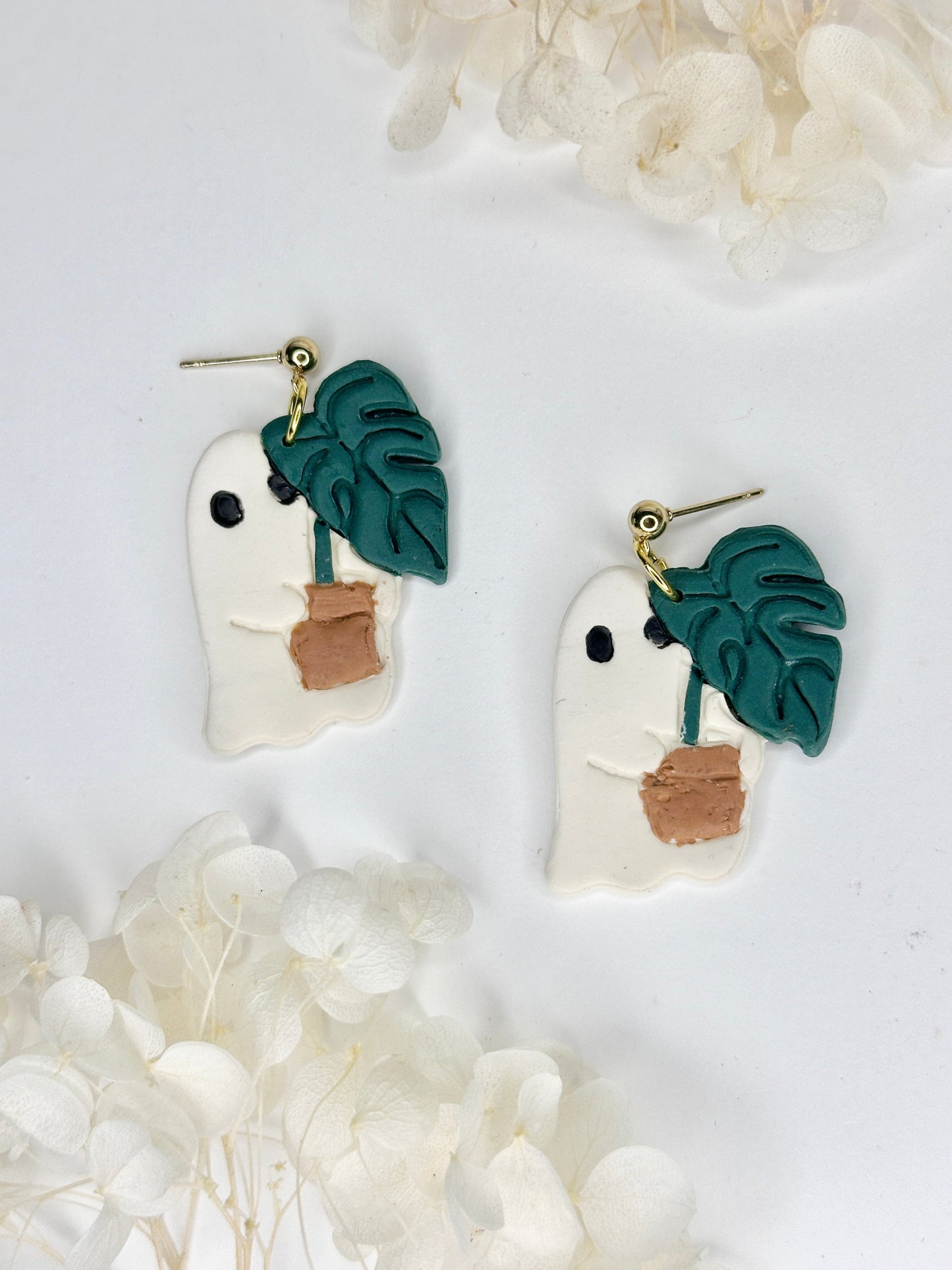 Ghost Stealing Monstera