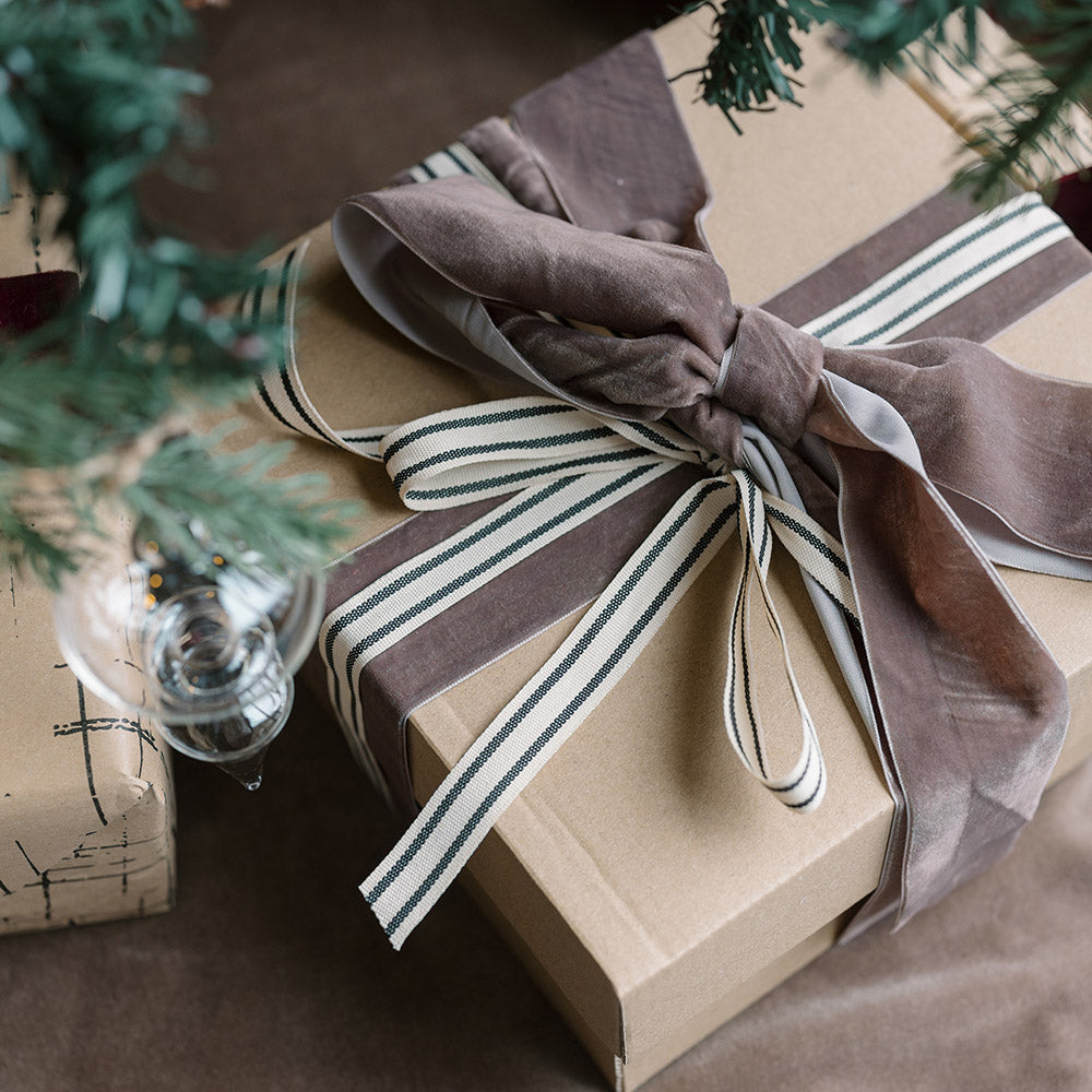 Ribbon in Cream and Black