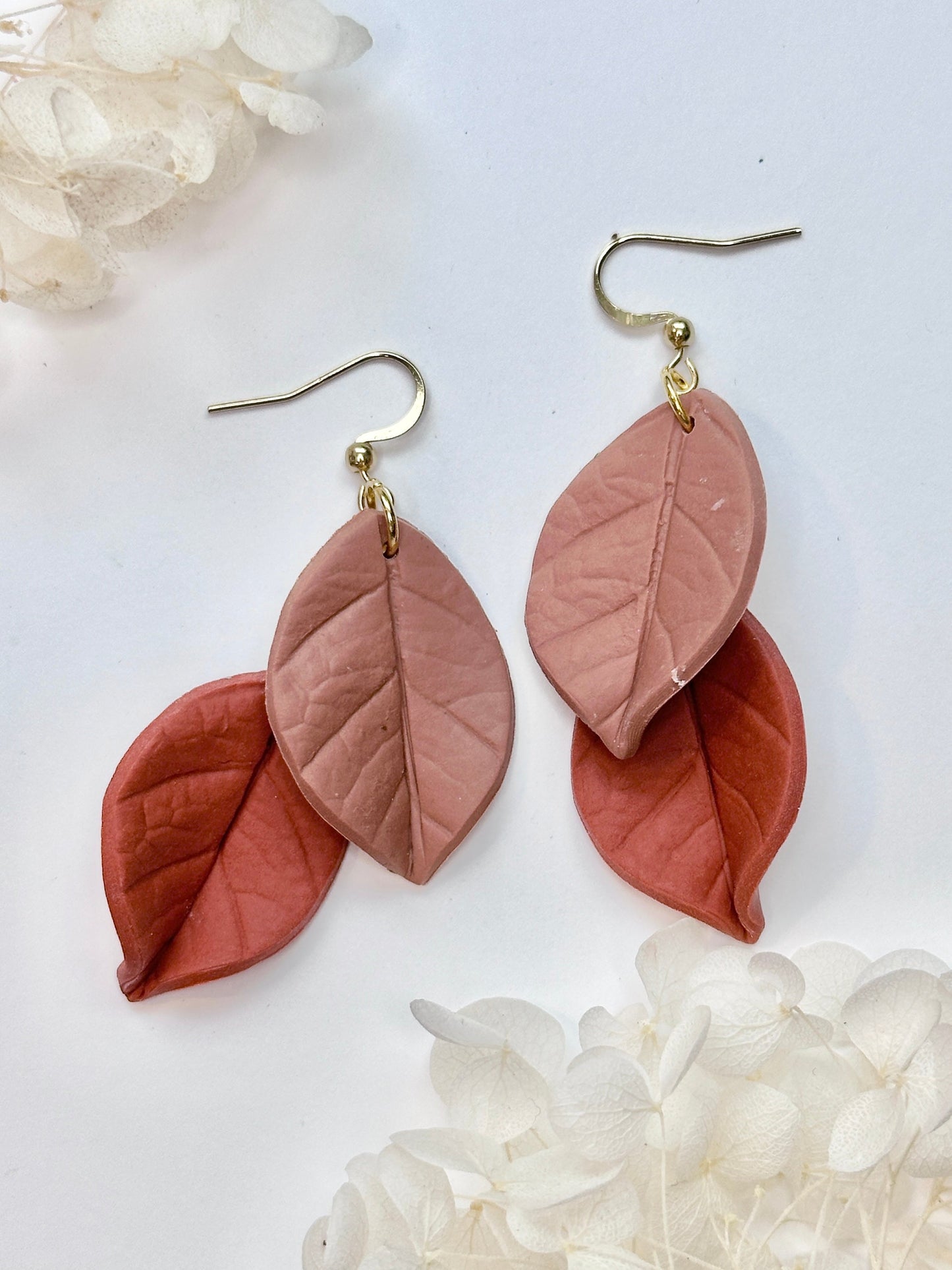 Hoya Layered Dangle (Brown)