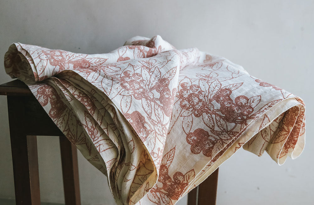 Red Berries Ivory Tablecloth