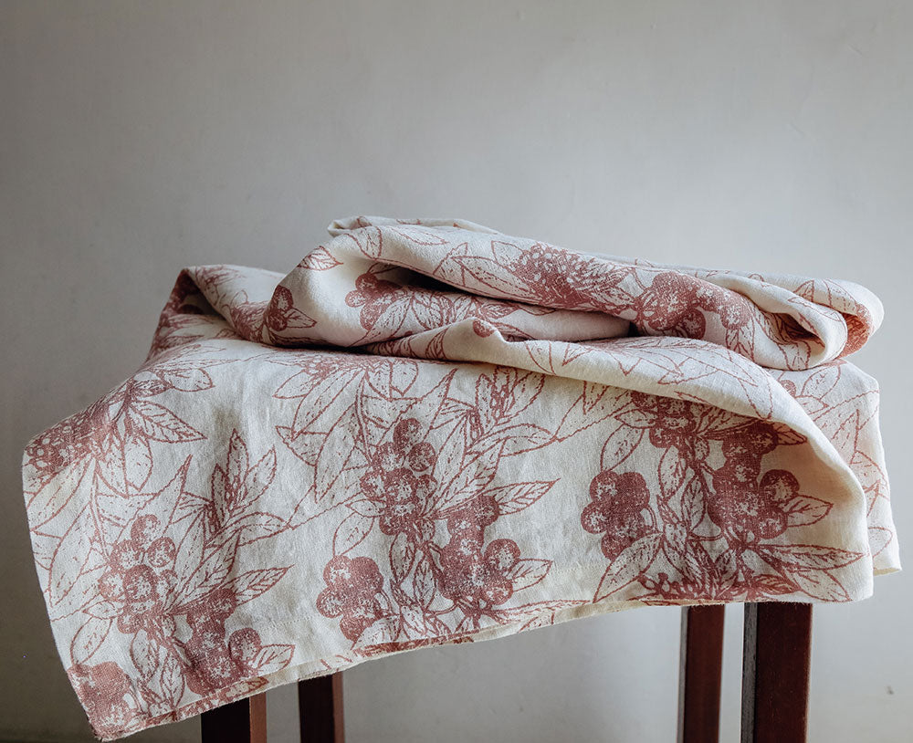 Red Berries Ivory Tablecloth